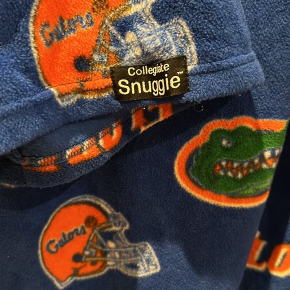 Adult UF Florida Gators orange and blue collegiate Snuggies blanket with sleeves - Picture 2 of 3